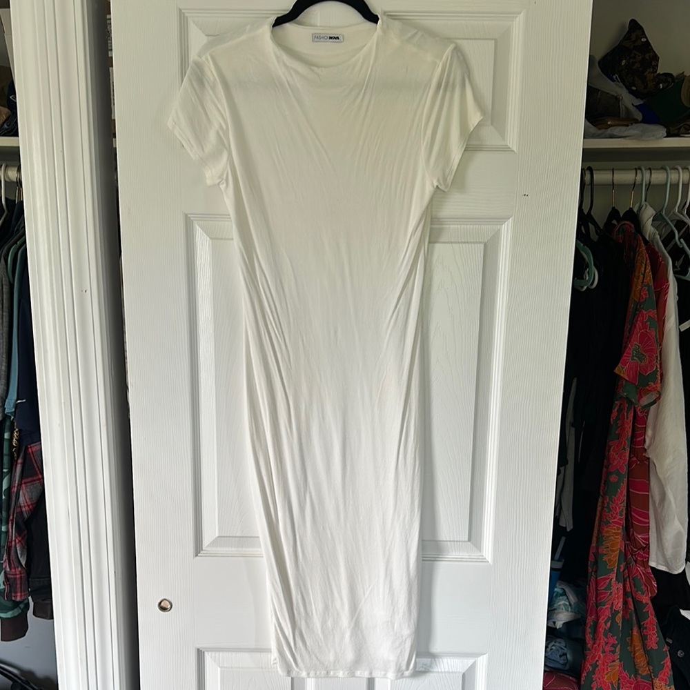 Elegant White Midi Dress
